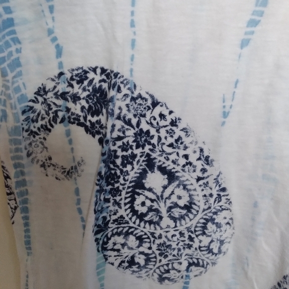 Lucky Brand Crew Neck Short Sleeve Paisley Print Graphic Tee Size XS - Picture 3 of 4